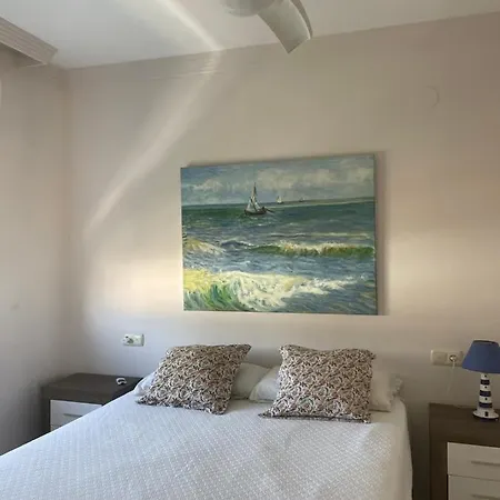 Piso Primera Linea, Banana Beach, Marbella. Apartment