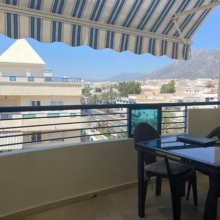 Apartment Piso Primera Linea, Banana Beach, Marbella.